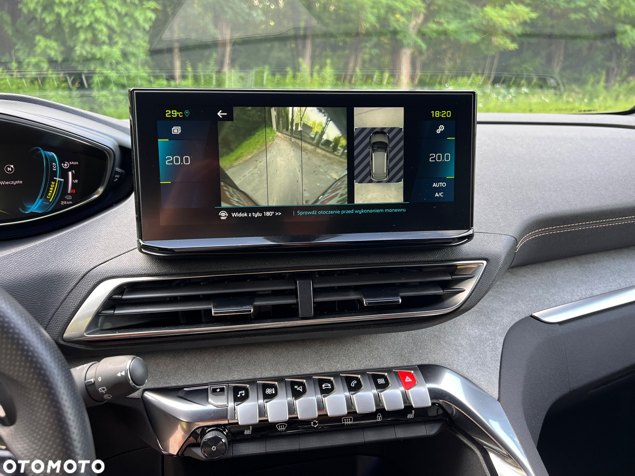 Peugeot 3008 1.6 PureTech Hybrid4 PHEV GT S&S EAT8 - 32