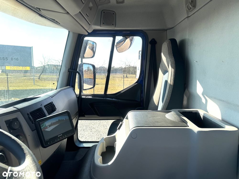 Volvo FE 320 / MULTITEMPERATURA / CHŁODNIA  / WINDA - 18