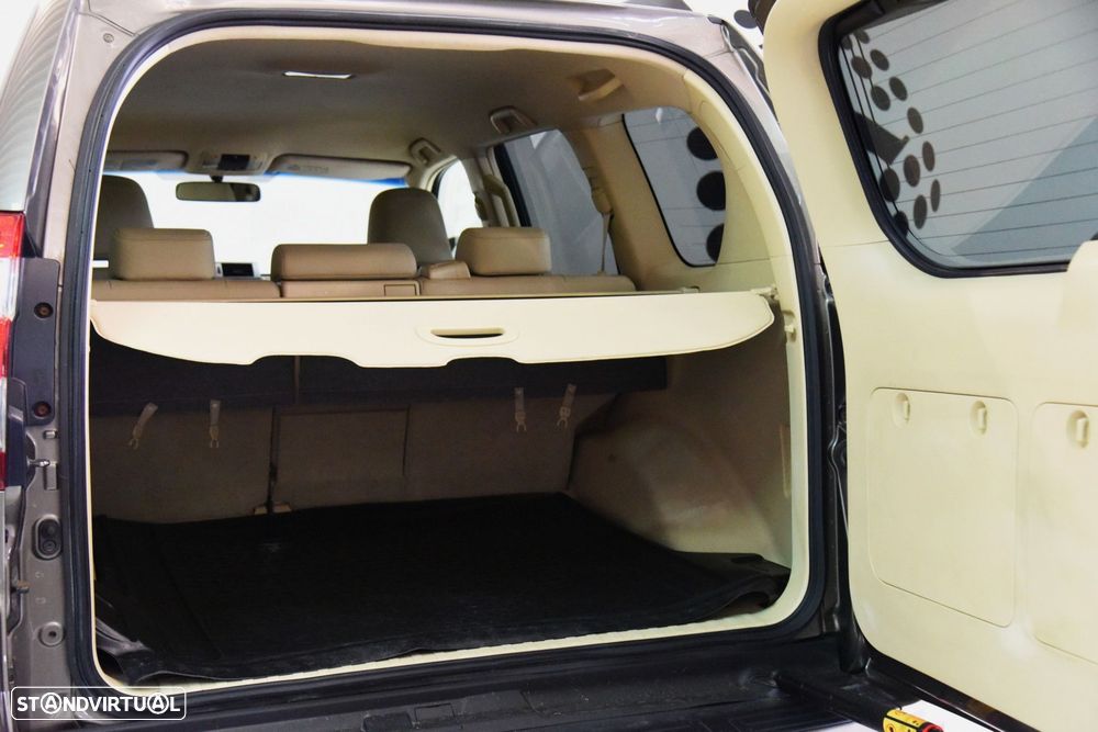 Toyota Land Cruiser 2.8 D-4D CA - 31