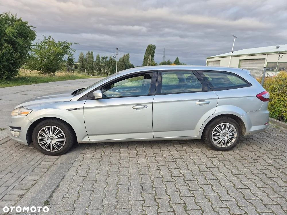 Ford Mondeo - 4