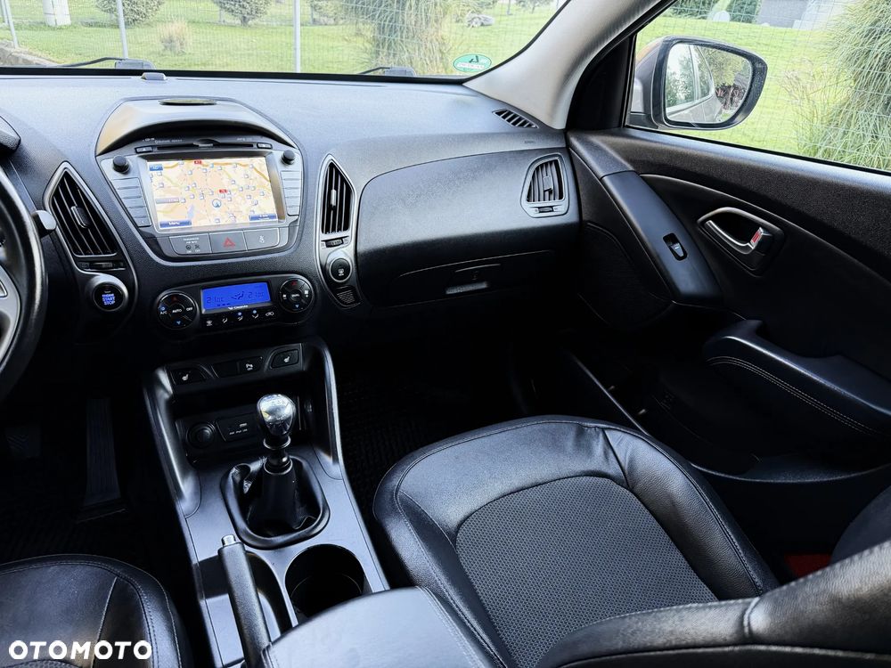 Hyundai ix35 blue 1.6 2WD Finale Gold - 15