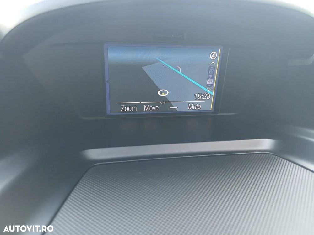 Ford Kuga - 20