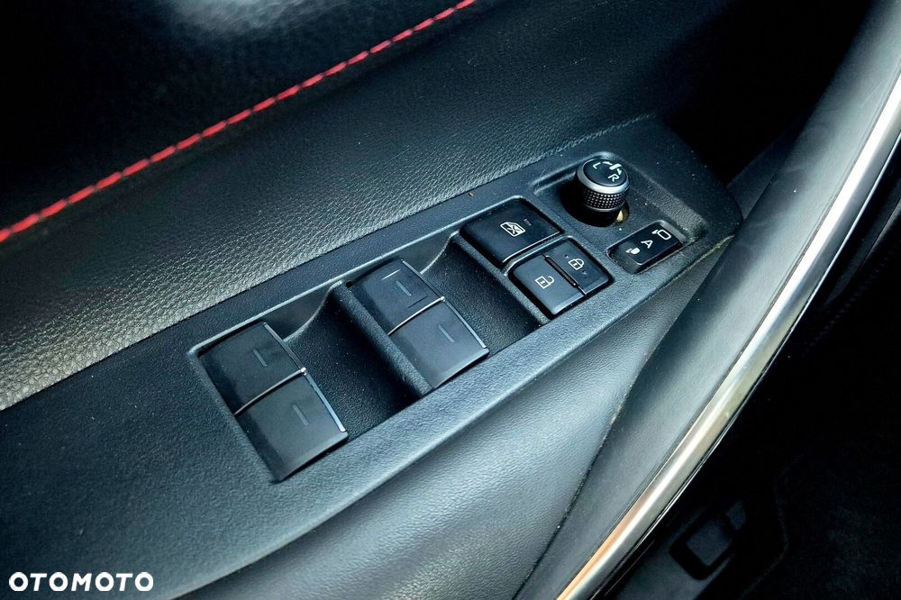 Toyota Corolla 2.0 Hybrid GR Sport - 17
