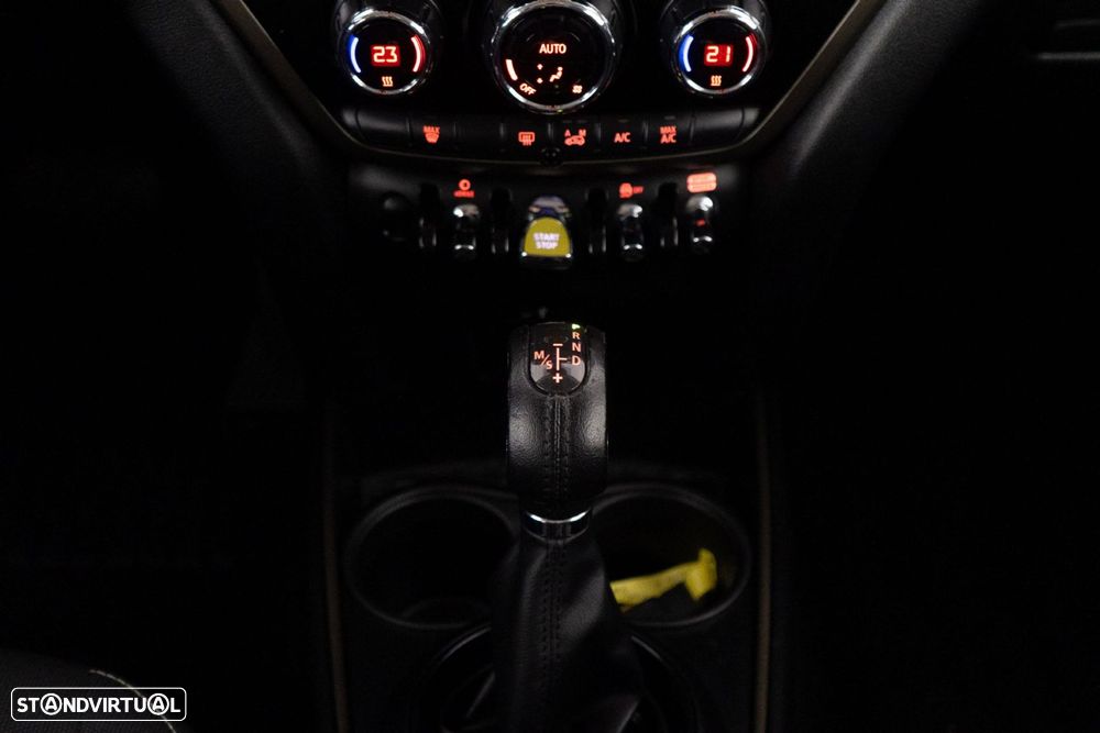 MINI Countryman Cooper SE ALL4 Auto - 23