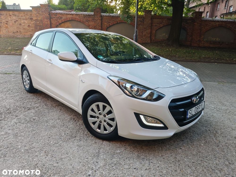 Hyundai i30 blue 1.4 Style - 29
