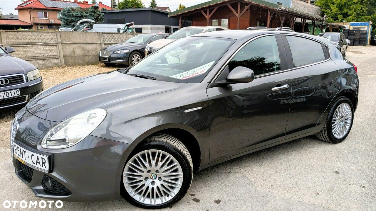 Alfa Romeo Giulietta - 2