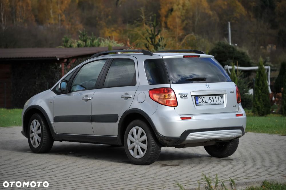 Suzuki SX4 1.6 VVT 4x4 Comfort - 5