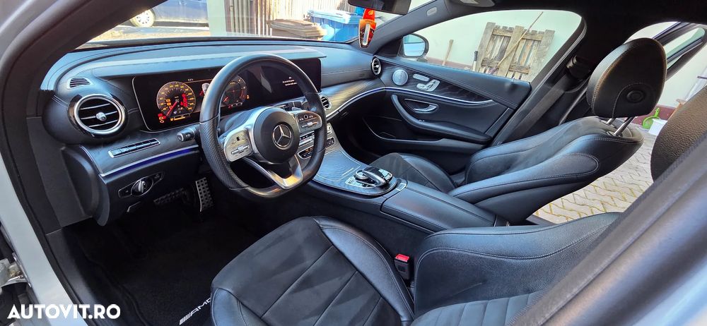 Mercedes-Benz E 220 d 4MATIC Aut. - 25