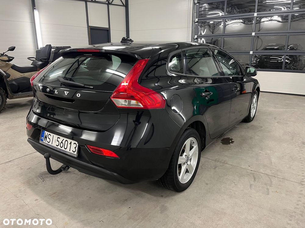 Volvo V40 D2 Momentum - 6