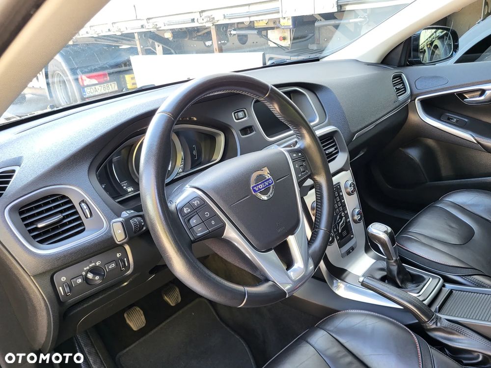 Volvo V40 D2 Drive-E Ocean Race - 15