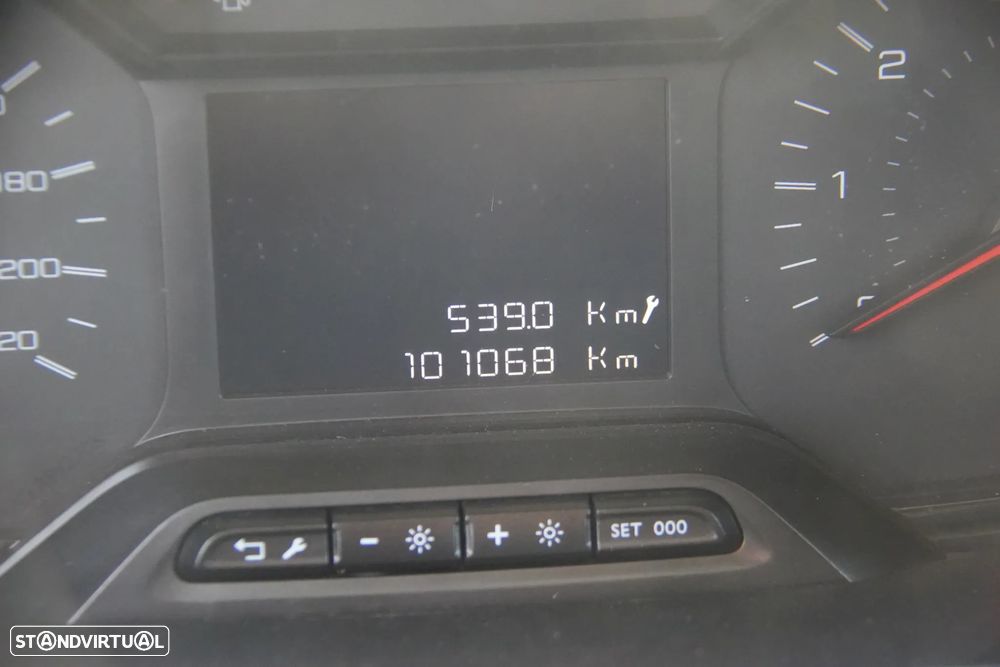 Peugeot Partner 1.5BlueHDI 102cv - 14