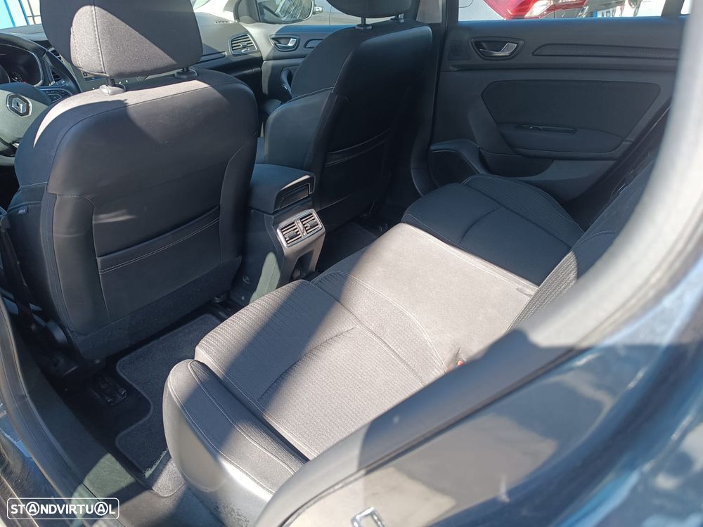 Renault Mégane Sport Tourer ENERGY dCi 110 EXPERIENCE - 12