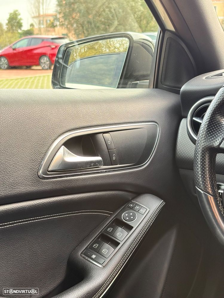 Mercedes-Benz A 180 CDI AMG Line - 11