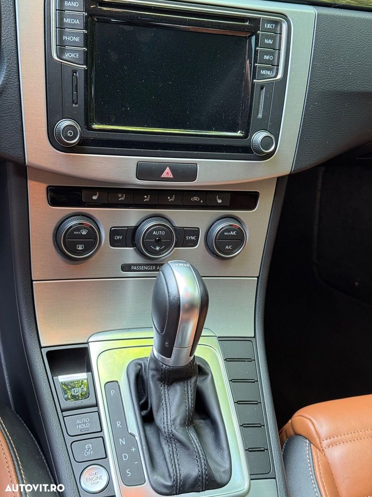Volkswagen Passat CC - 34