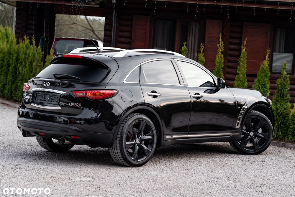 Infiniti QX70 3.7 AWD S - 13