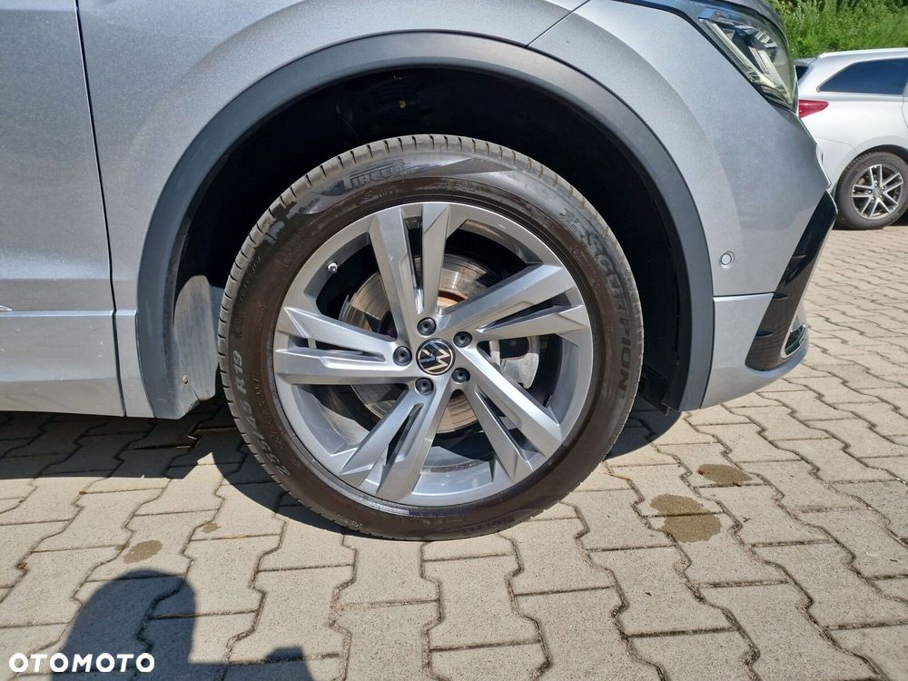 Volkswagen Tiguan Allspace 2.0 TDI 4Mot R-Line DSG - 26