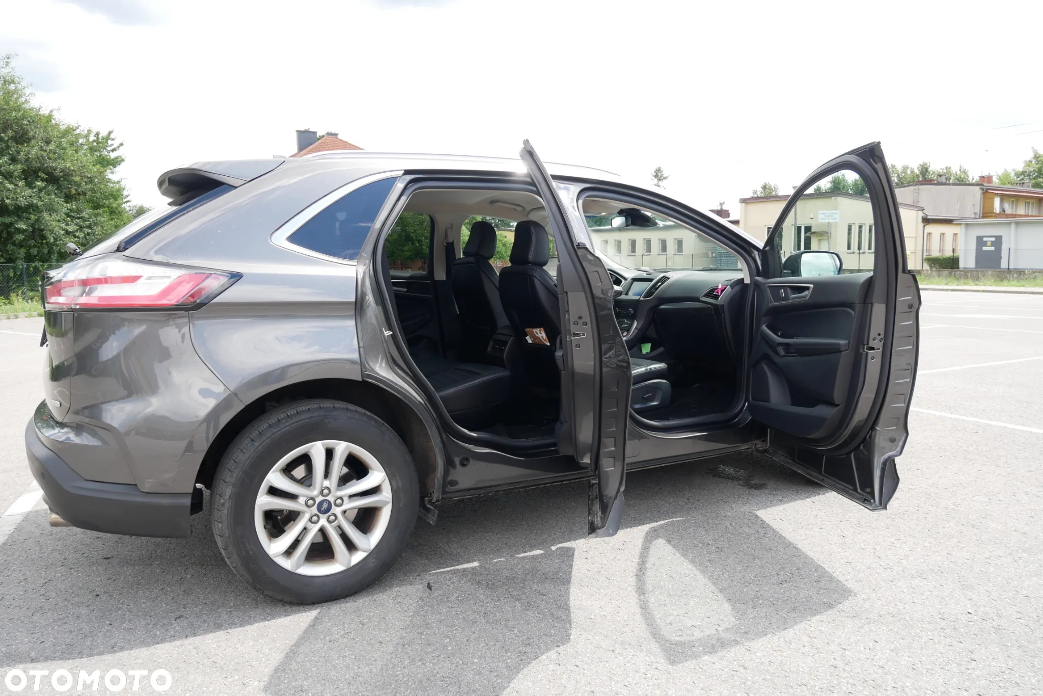 Ford Edge - 33