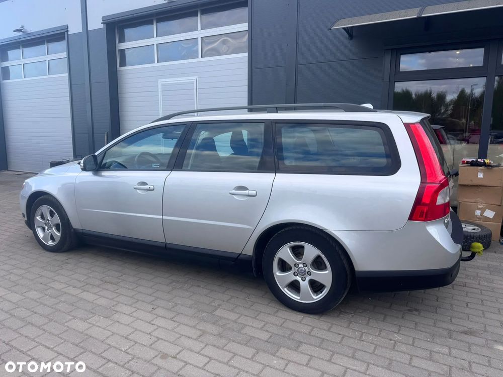 Volvo V70 2.5T Summum - 29