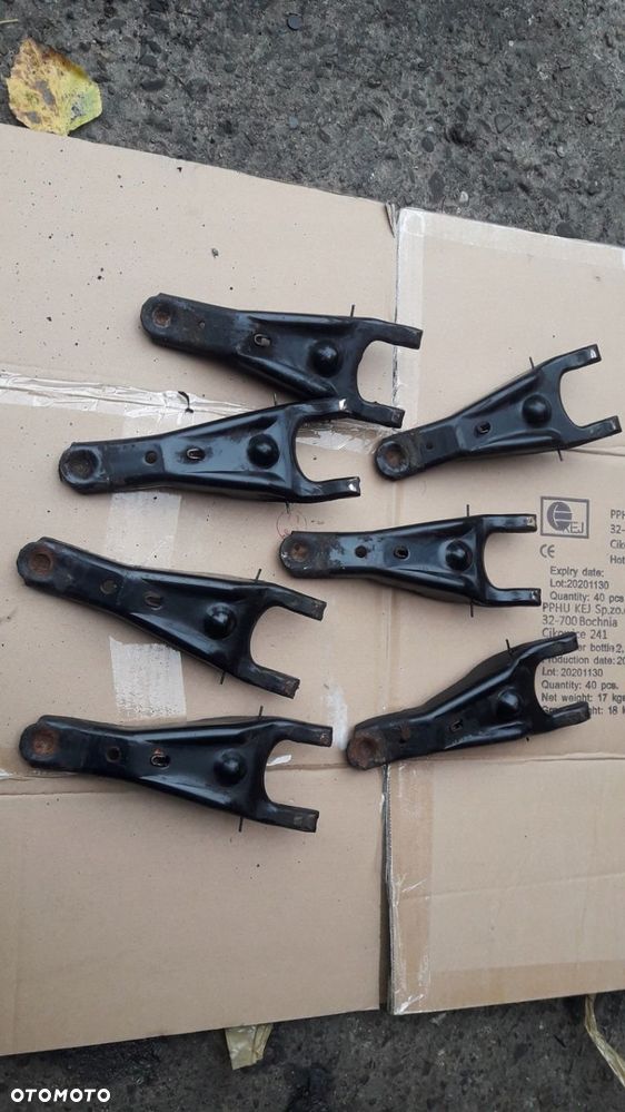 Mazda 323 f Premacy 626 2.0 TD Ditd MPV 6 2.0 citd łapa sprzęgła widełki - 3