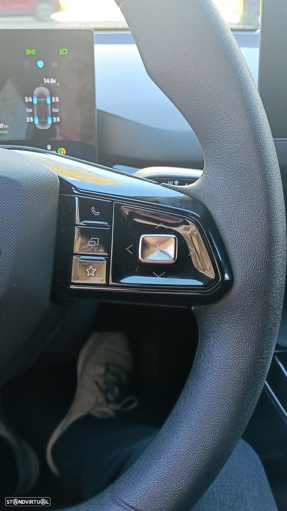 MG MG4 4 Standard - 28