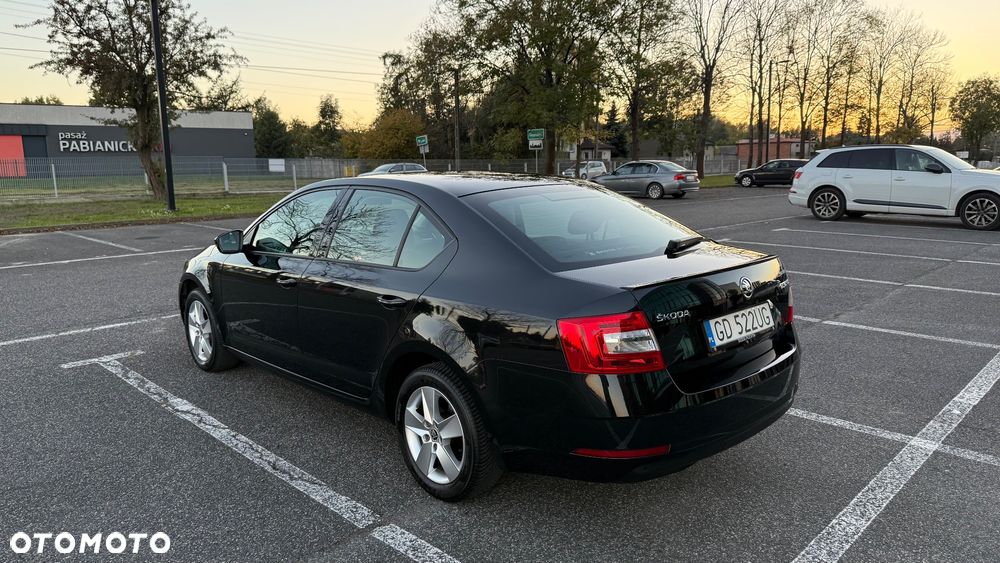 Skoda Octavia 2019 photo 4