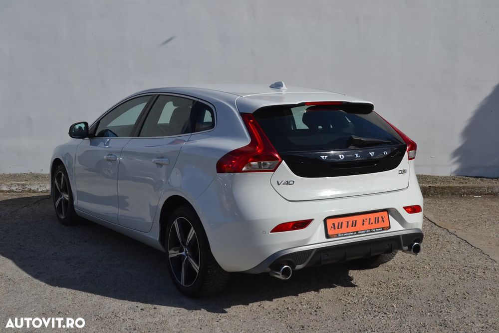 Volvo V40 D2 Geartronic RDesign - 5
