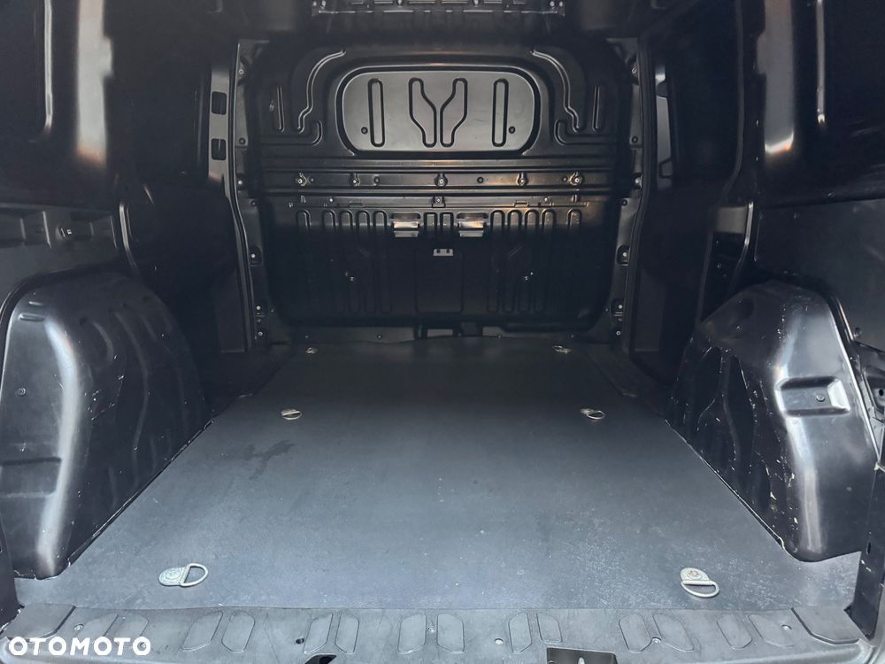 Fiat Doblo - 32
