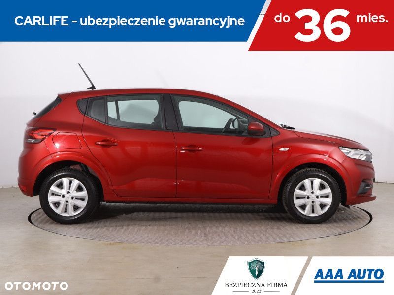 Dacia Sandero - 8