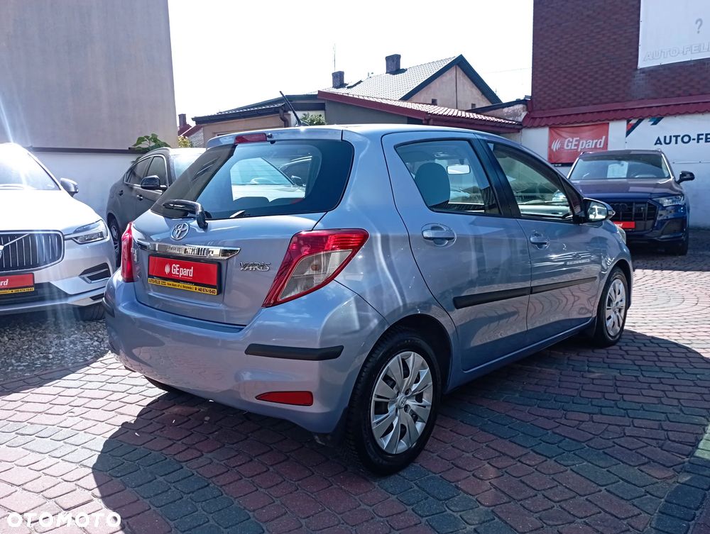 Toyota Yaris 1.0 Life - 4