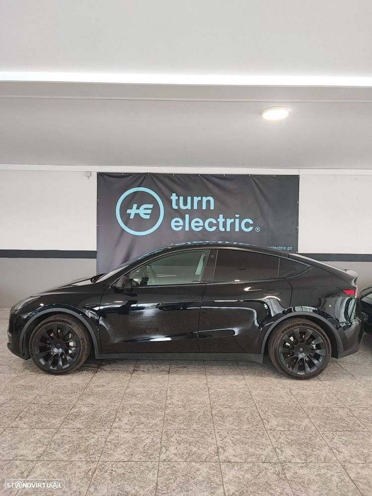 Tesla Model Y Long Range Dual Motor AWD - 1