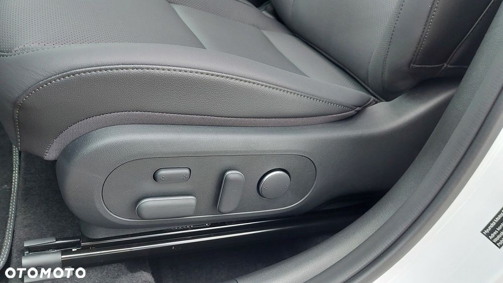 Hyundai Kona 1.6 T-GDI Platinum DCT - 17