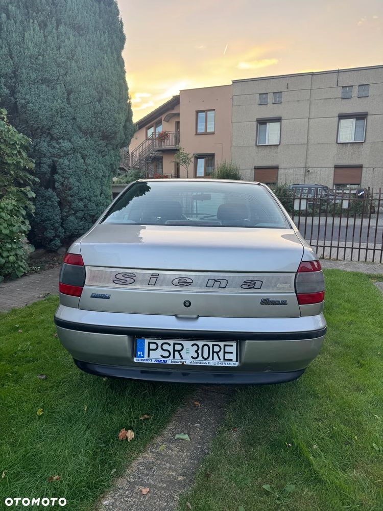 Fiat Siena - 6