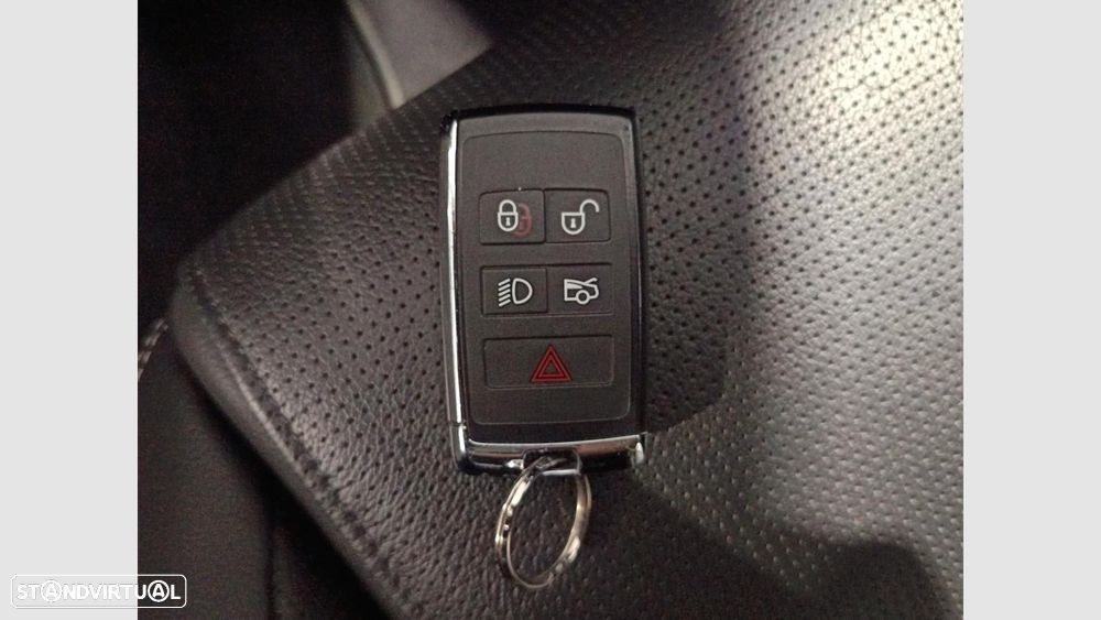 Jaguar XE 2.0 D200 R-Dynamic S - 20