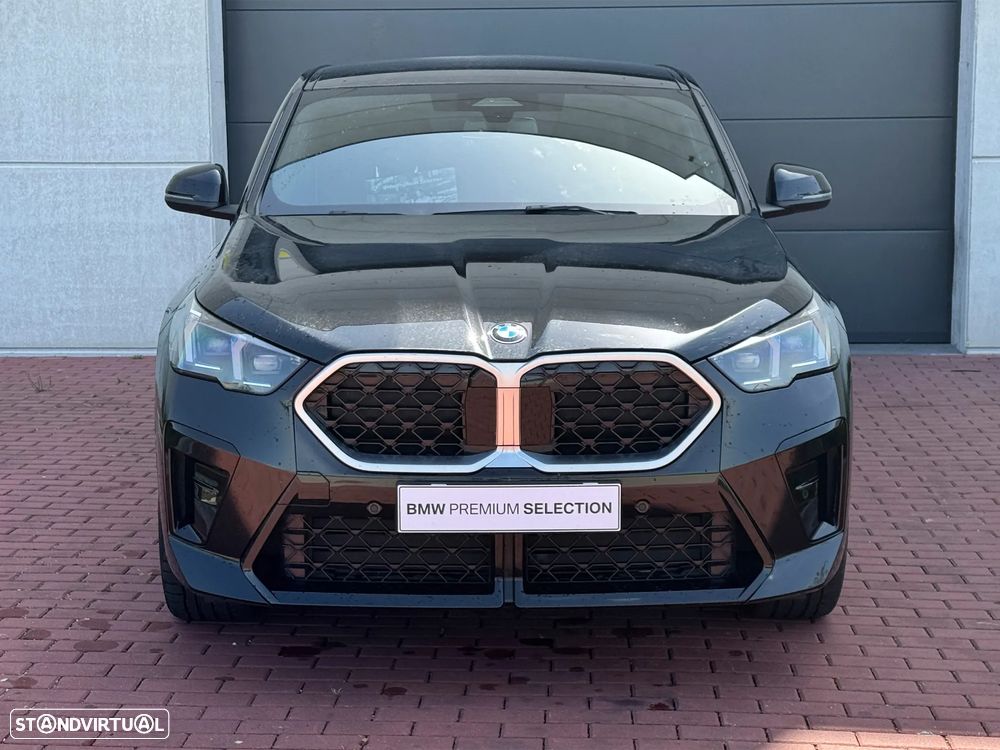 BMW X2 18 d sDrive Auto Pack M - 2