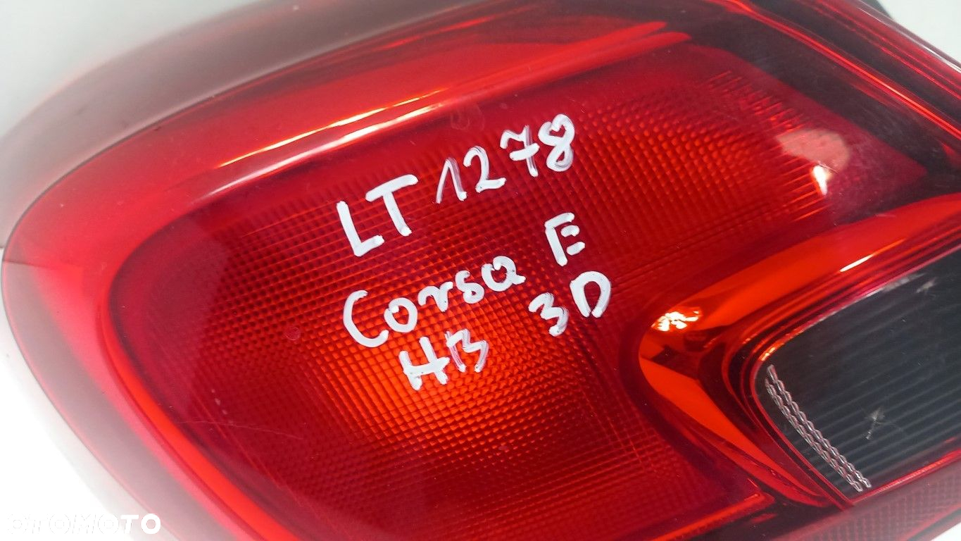 OPEL CORSA E 3D LAMPA TYŁ LEWA - 2