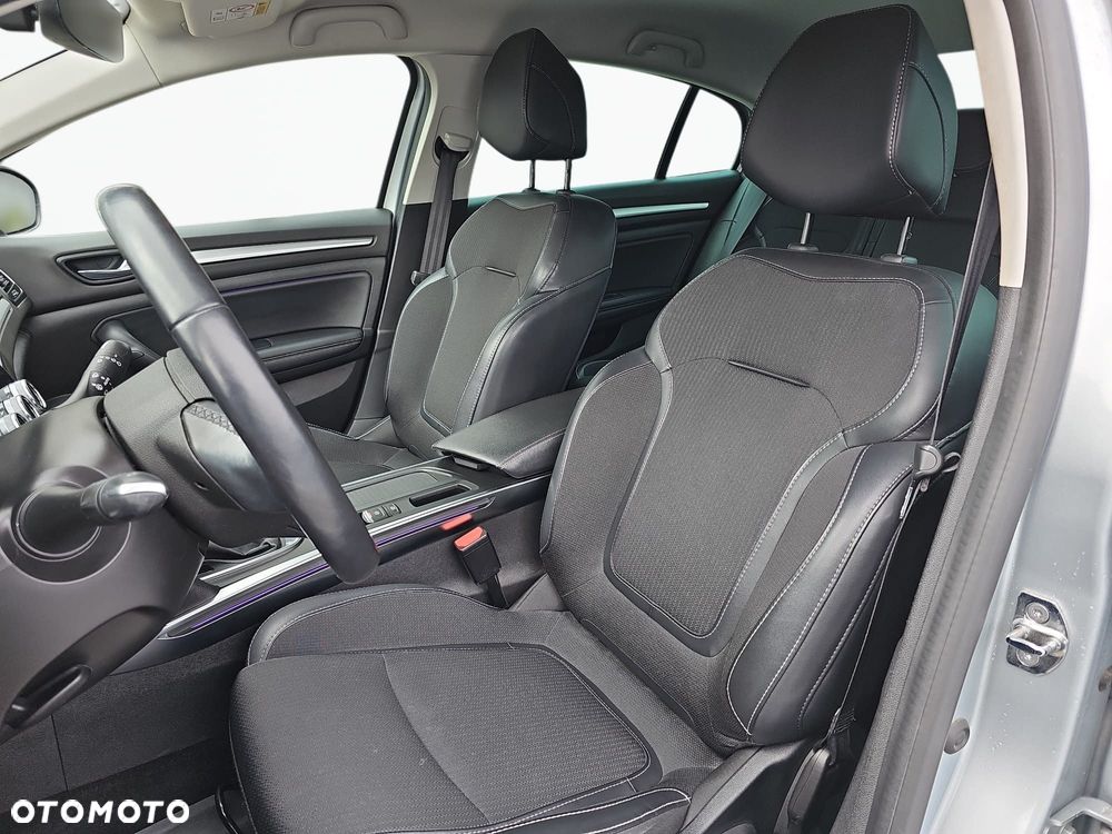 Renault Megane 1.3 TCe FAP Intens EDC - 10