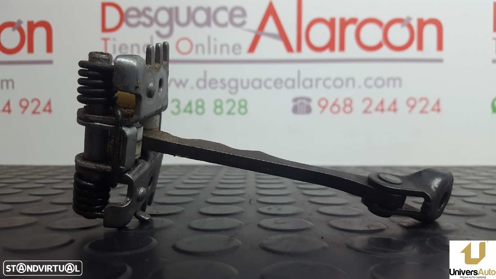 RETENTOR DA PORTA DIANTEIRA DIREITA RENAULT MEGANE III BERLINA 5 P EXPRESSION - 3