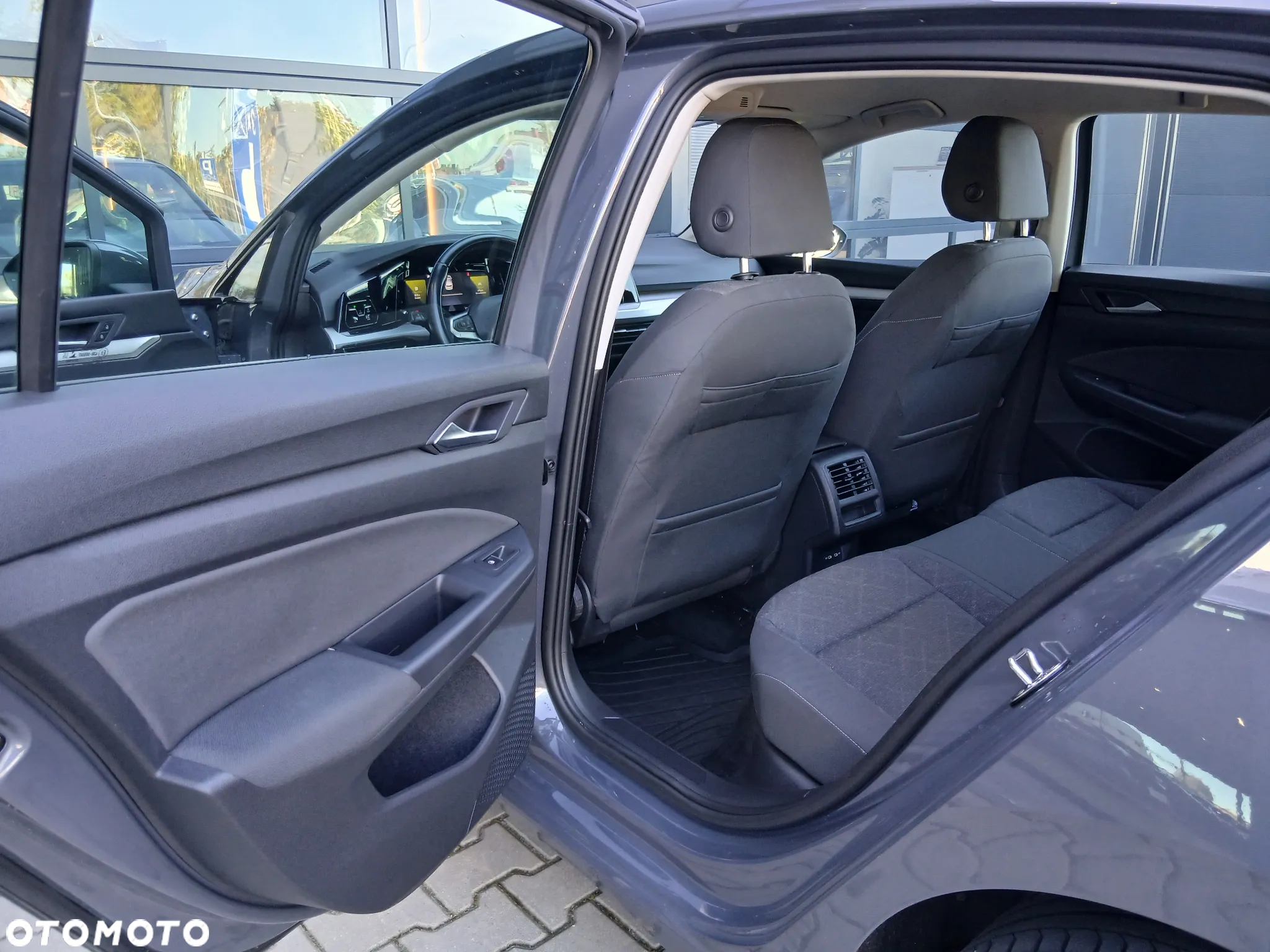 Volkswagen Golf VIII 1.0 TSI Life - 14