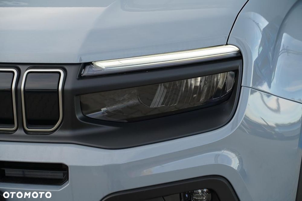 Jeep Avenger 1.2 T3 mHEV Altitude FWD eDCT6 - 28