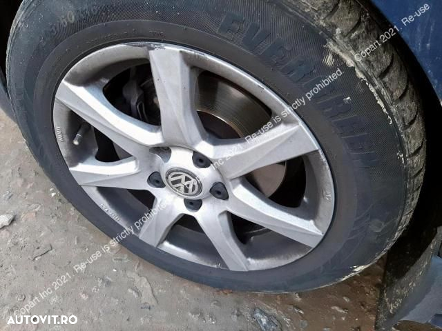 Dezmembrez Volkswagen Jetta IV 2.0 TDI - 10