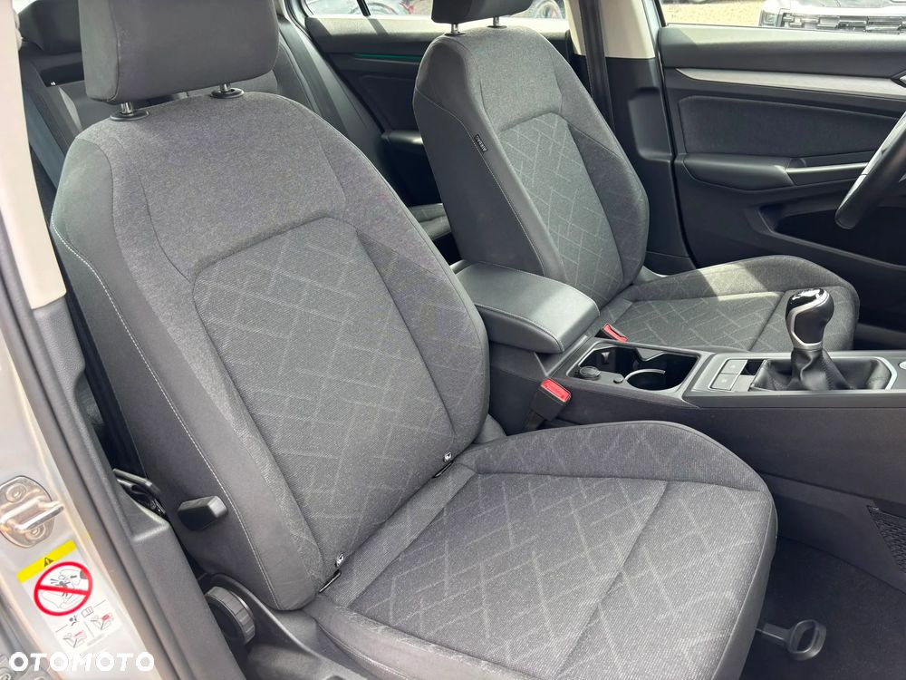 Volkswagen Golf 1.5 TSI EVO Life - 17