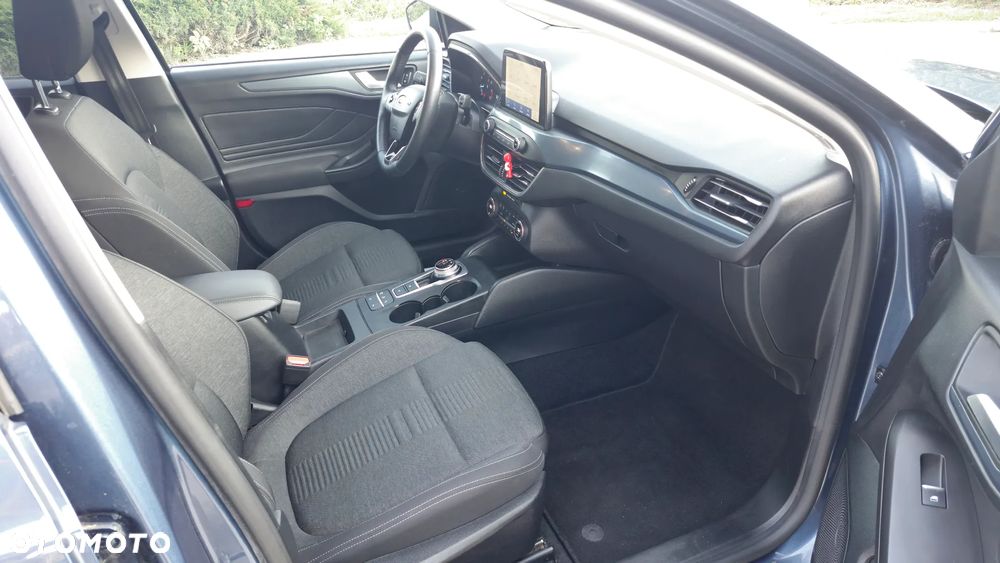 Ford Focus 1.0 EcoBoost Active X - 12