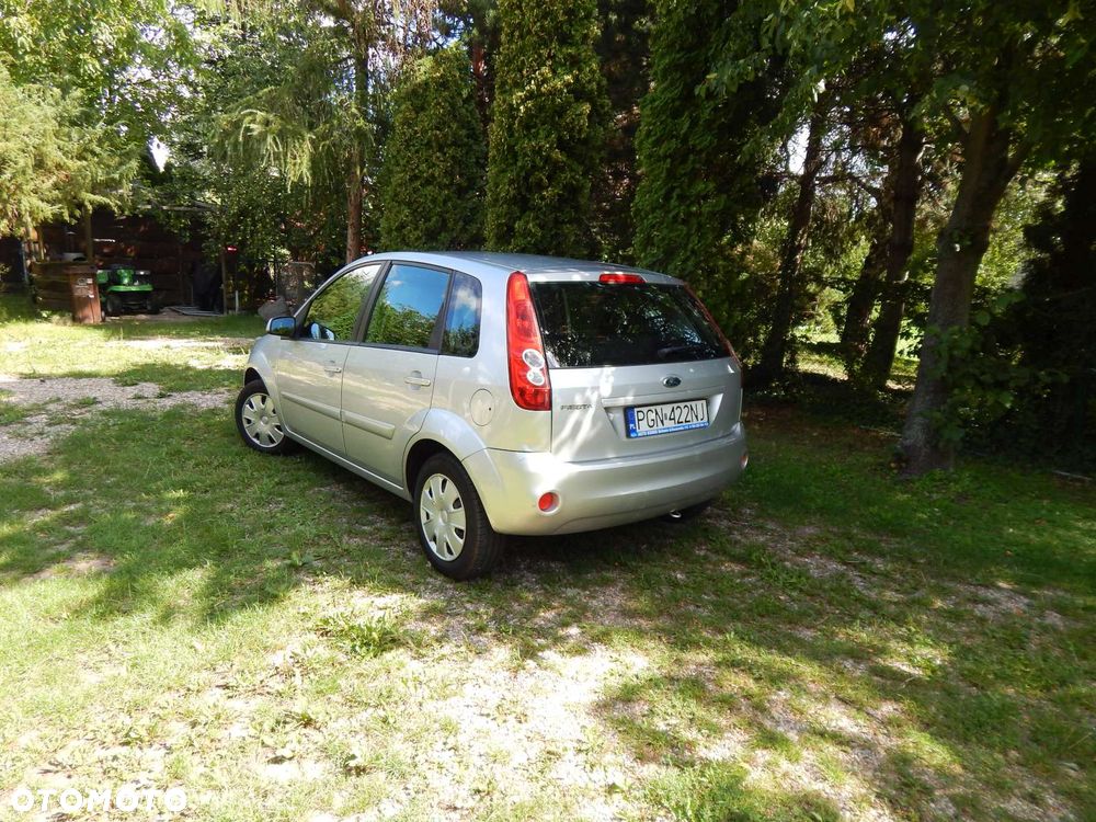 Ford Fiesta 1.3 Trend - 6