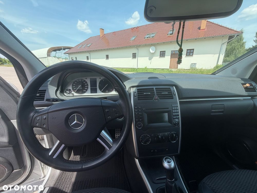 Mercedes-Benz Klasa B 180 CDI DPF SPORT EDITION - 16