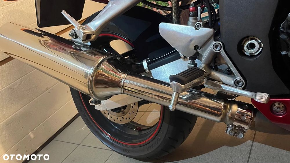 Honda CBR - 13