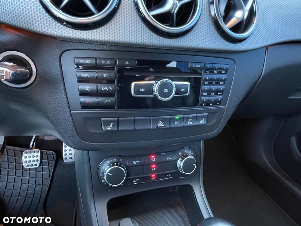Mercedes-Benz Klasa B 180 CDI (BlueEFFICIENCY) - 25