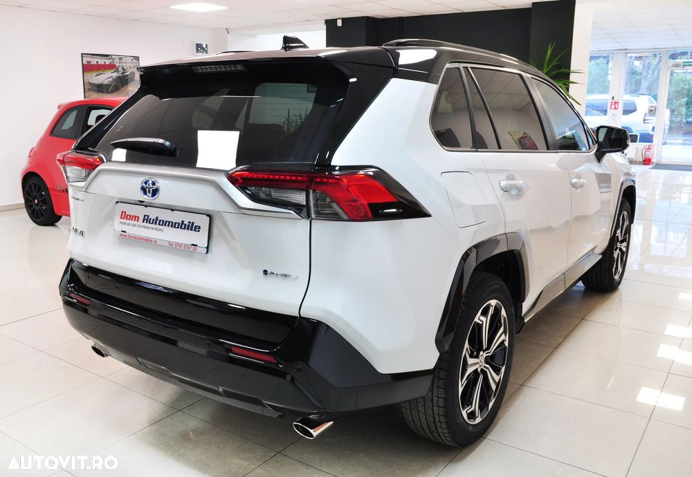 Toyota RAV4 Style - 4