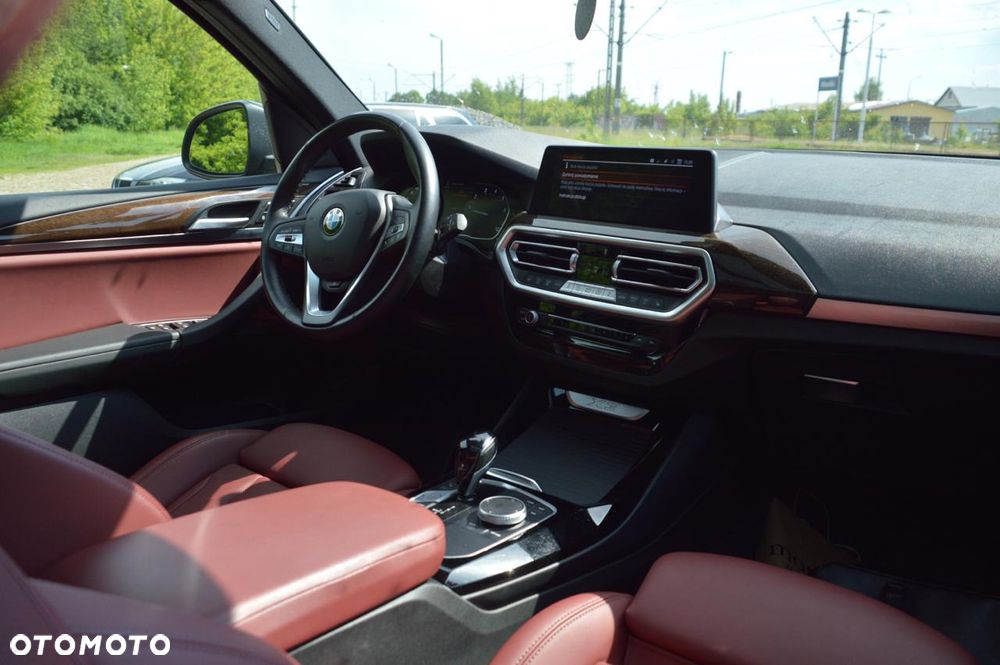 BMW X3 xDrive30i - 9