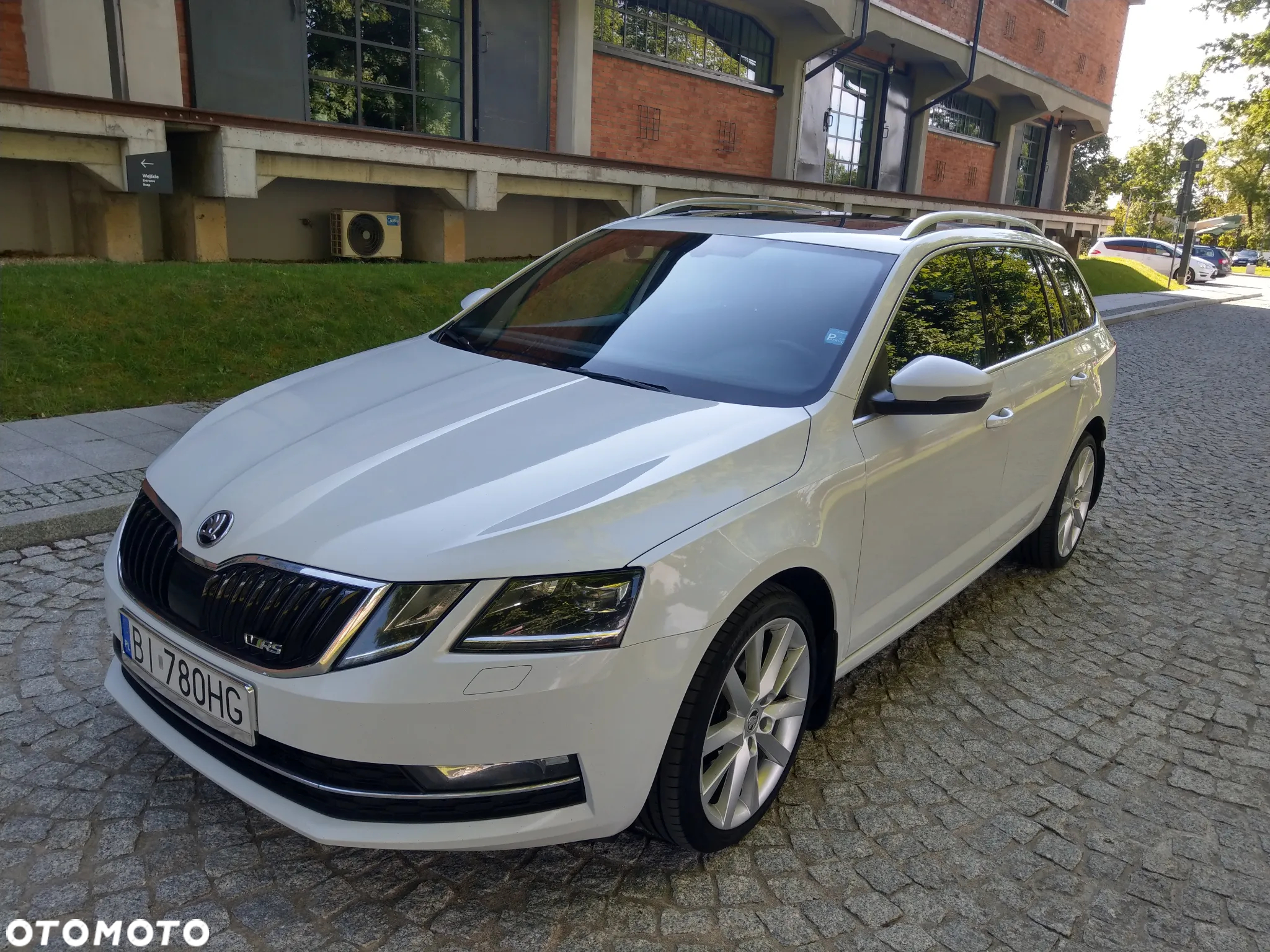 Skoda Octavia 2.0 TDI SCR 4x4 Style DSG - 5