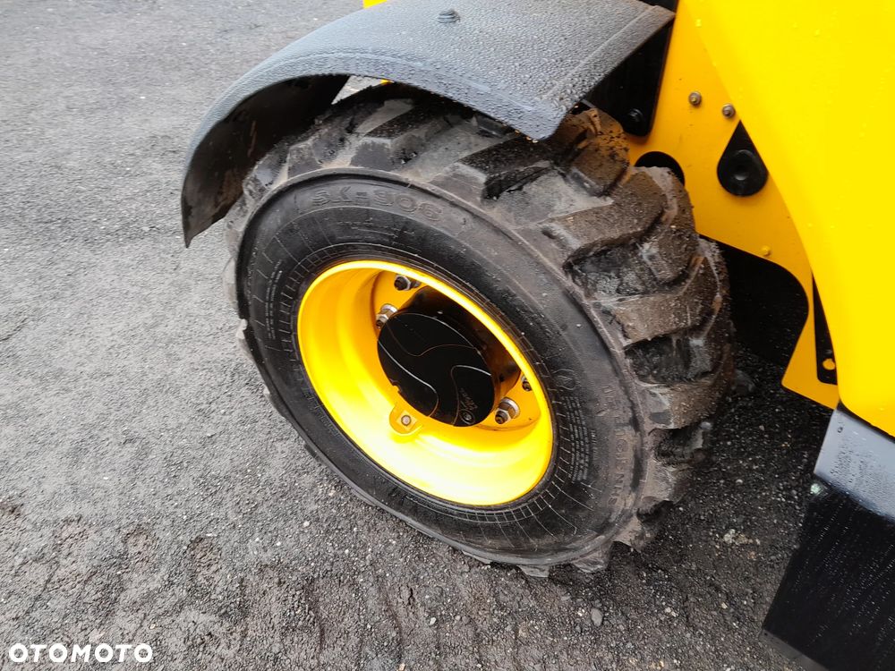JCB 525-60 - 18